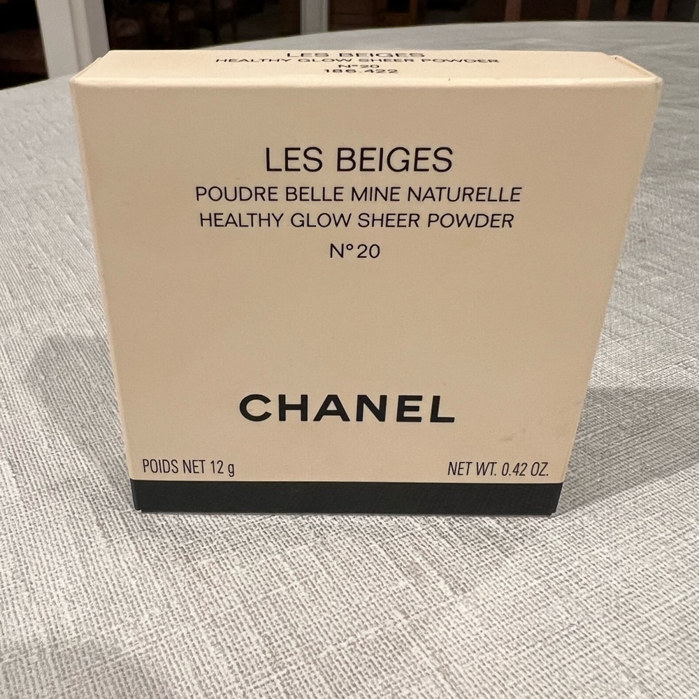 Chanel Healthy Glow Sheer Powder
